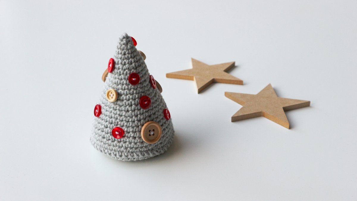 Christmas tree with buttons - grey