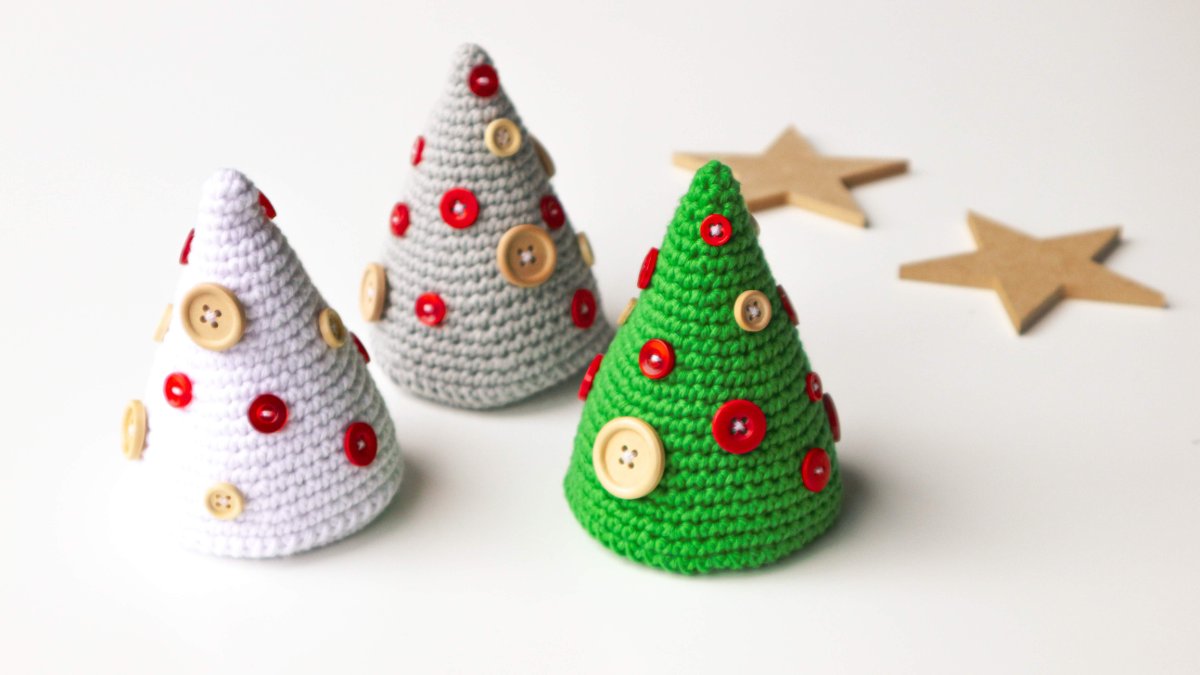 Woolster Christmas tree collection