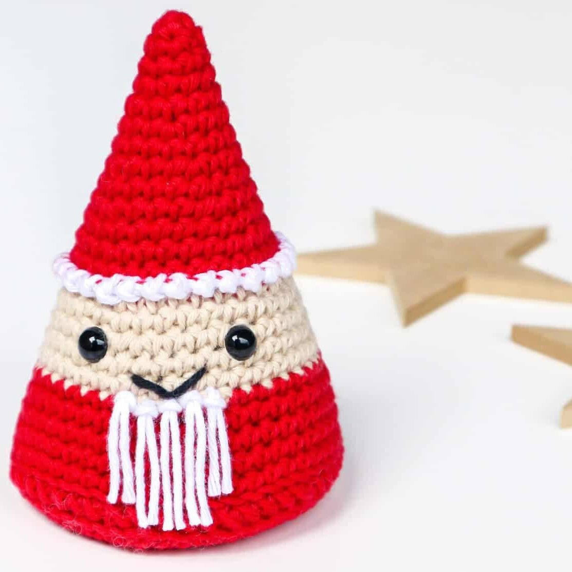 Santa decorations - cute Amigurumi Santa